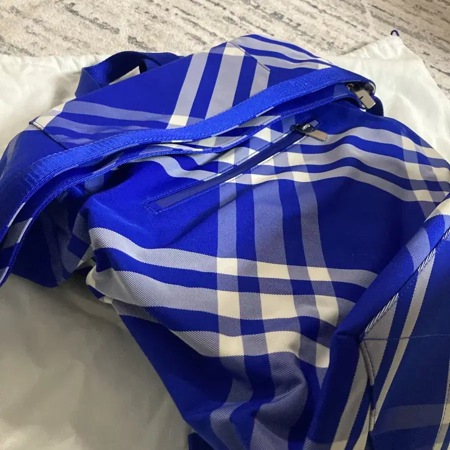 버버리 노바체크 롤탑 백팩 Burberry backpack