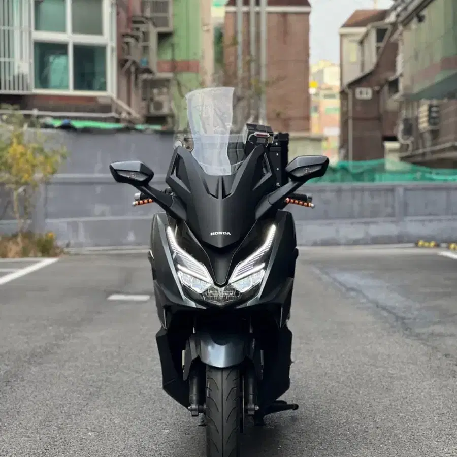 포르자350 2022년식 18208KM 신차급 최저가