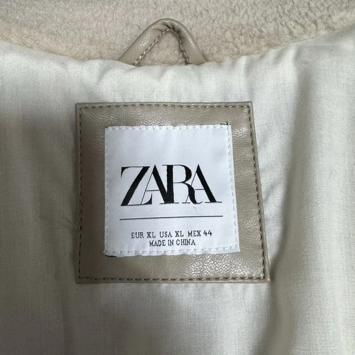 ZARA 자라 양털 무스탕 XL