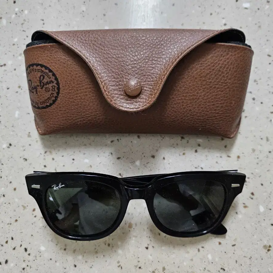 레이밴 RAYBAN RB4168 선글라스