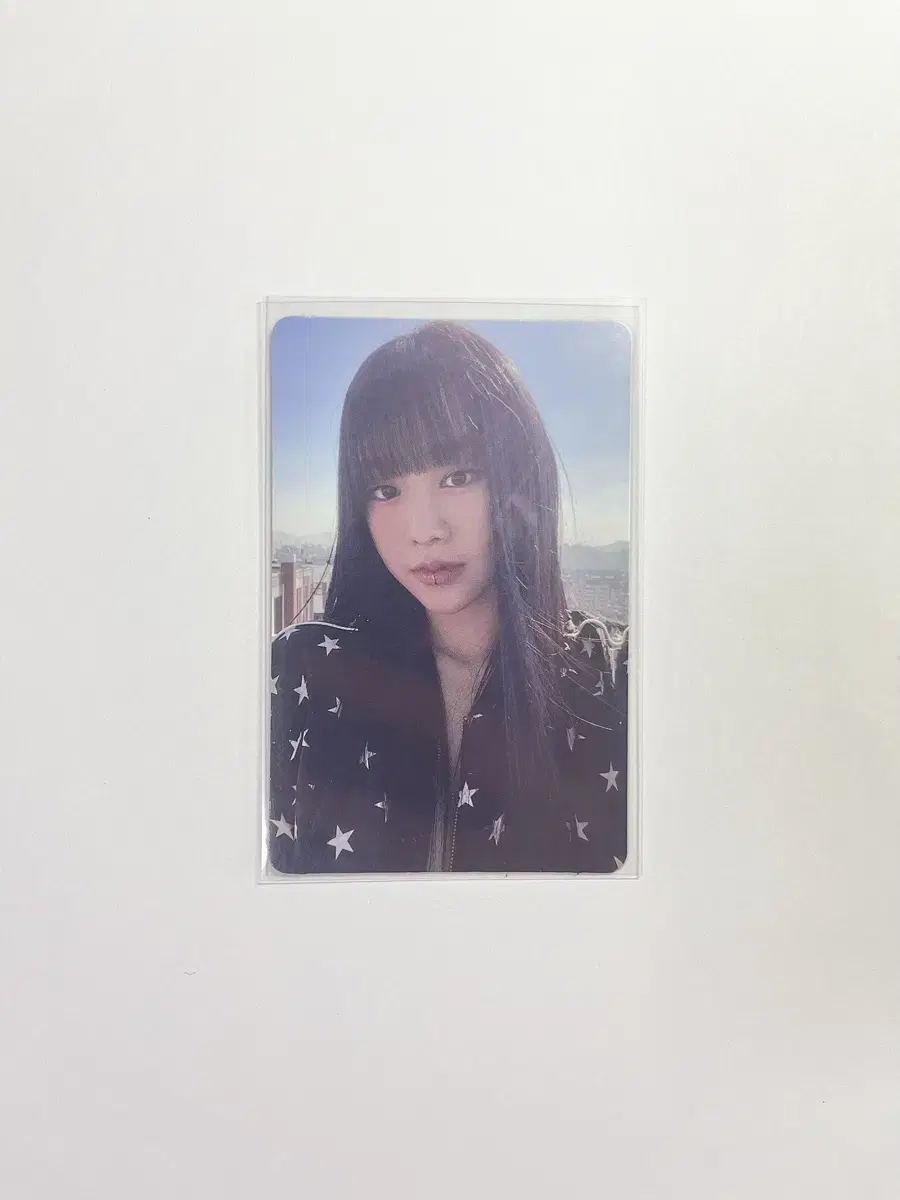 키스오브라이프 키오프 포카 쉿 앨포 나띠 쥴리 벨 하늘