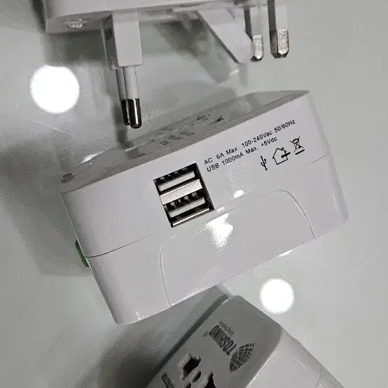 외국여행  멀티어댑터 usb