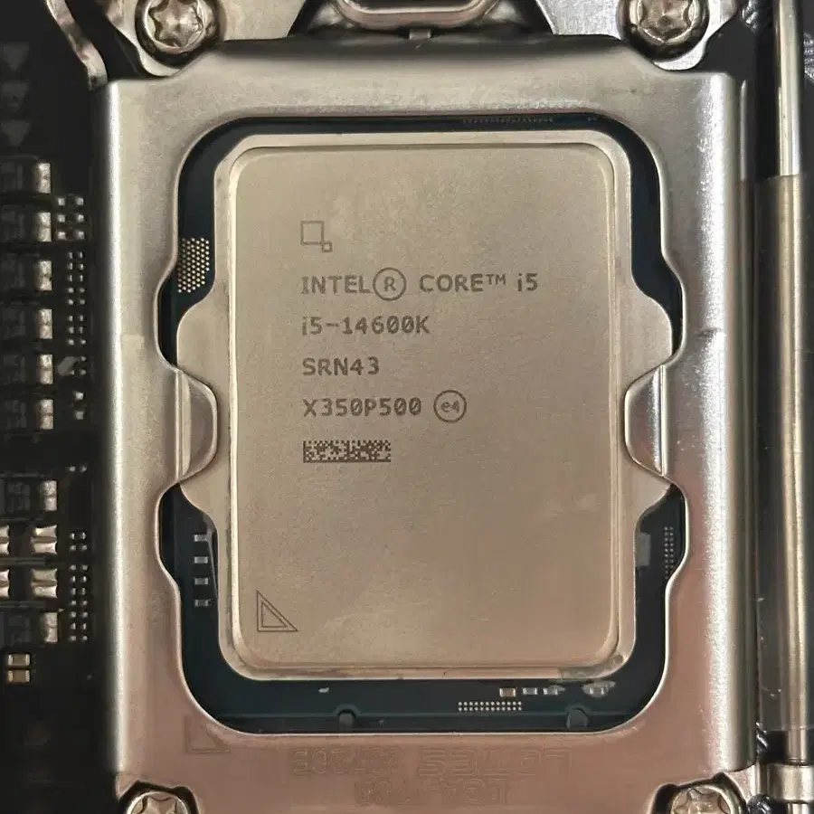 I5 14900K B760I 크라켄 240 녹투아 120mm x 2