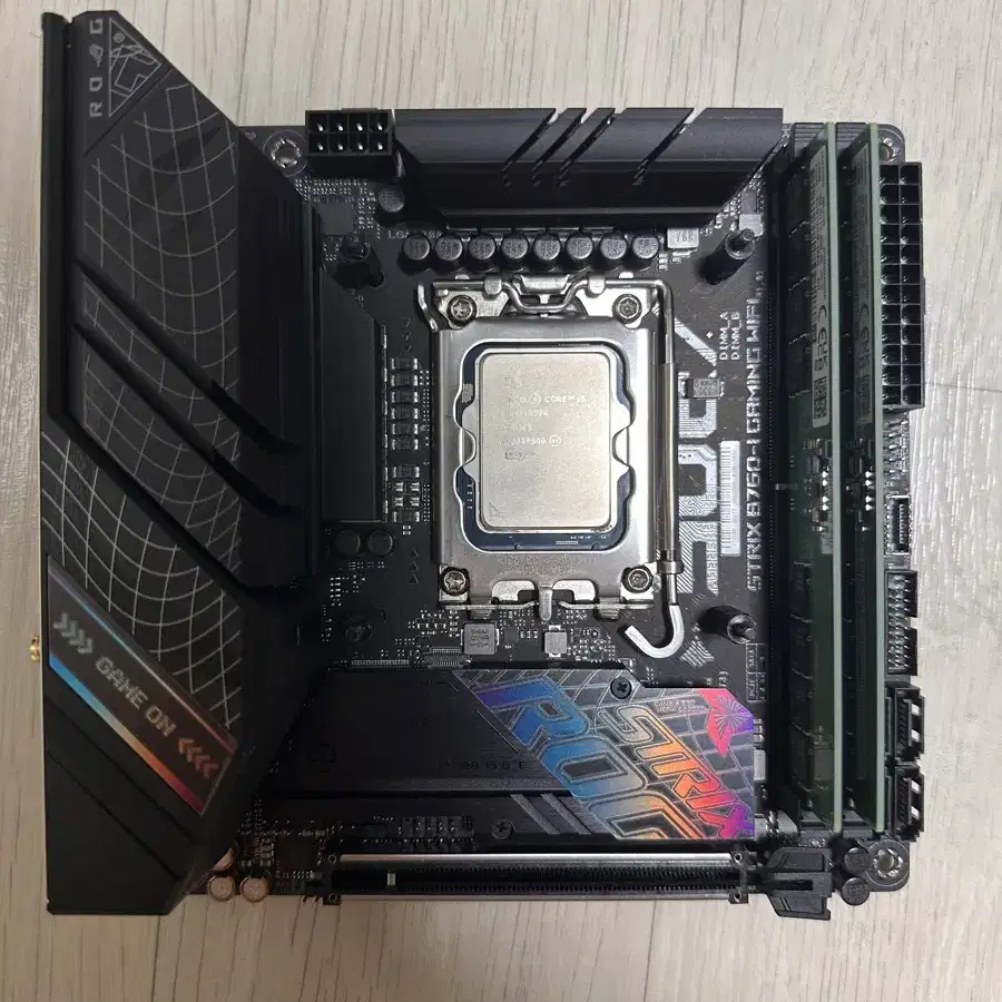 I5 14900K B760I 크라켄 240 녹투아 120mm x 2