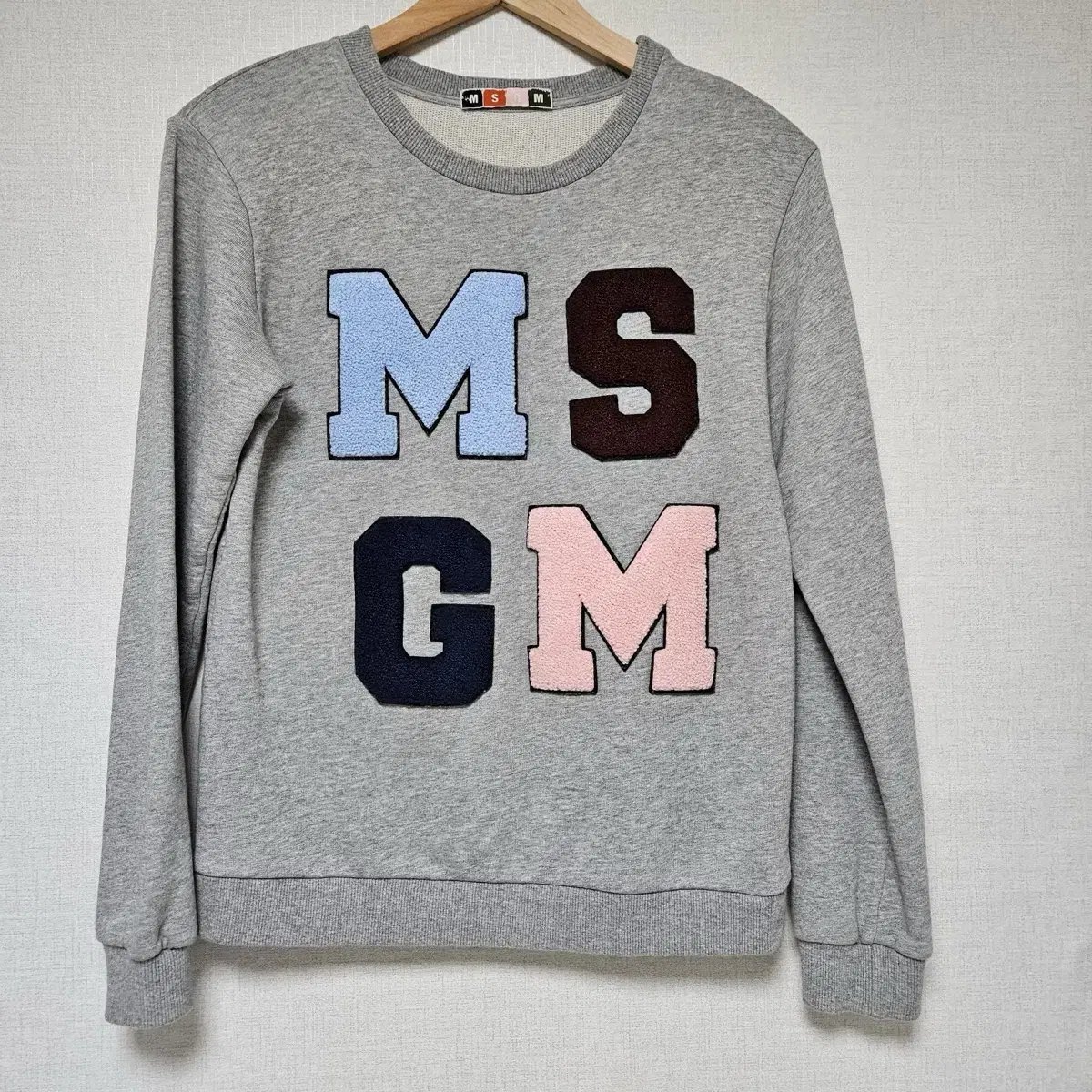 상태좋음)MSGM 맨투맨티셔츠 S