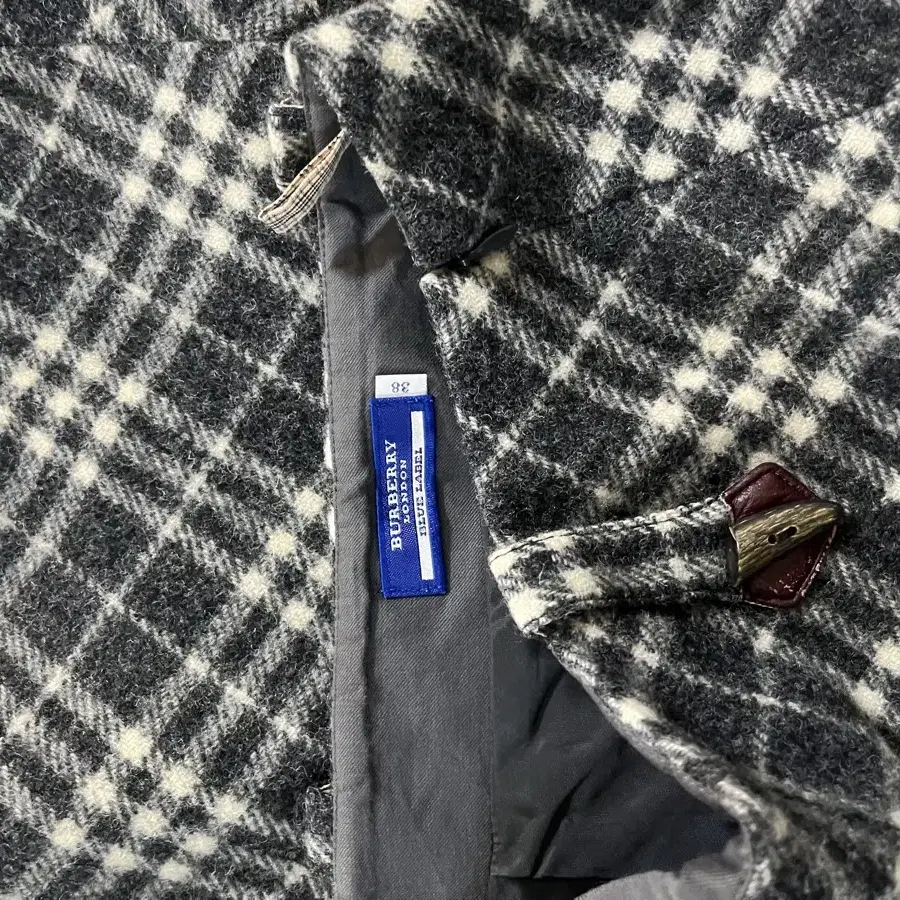 버버리 Burberry 그레이 체크 플레어스커트 미디 57cm 26추천