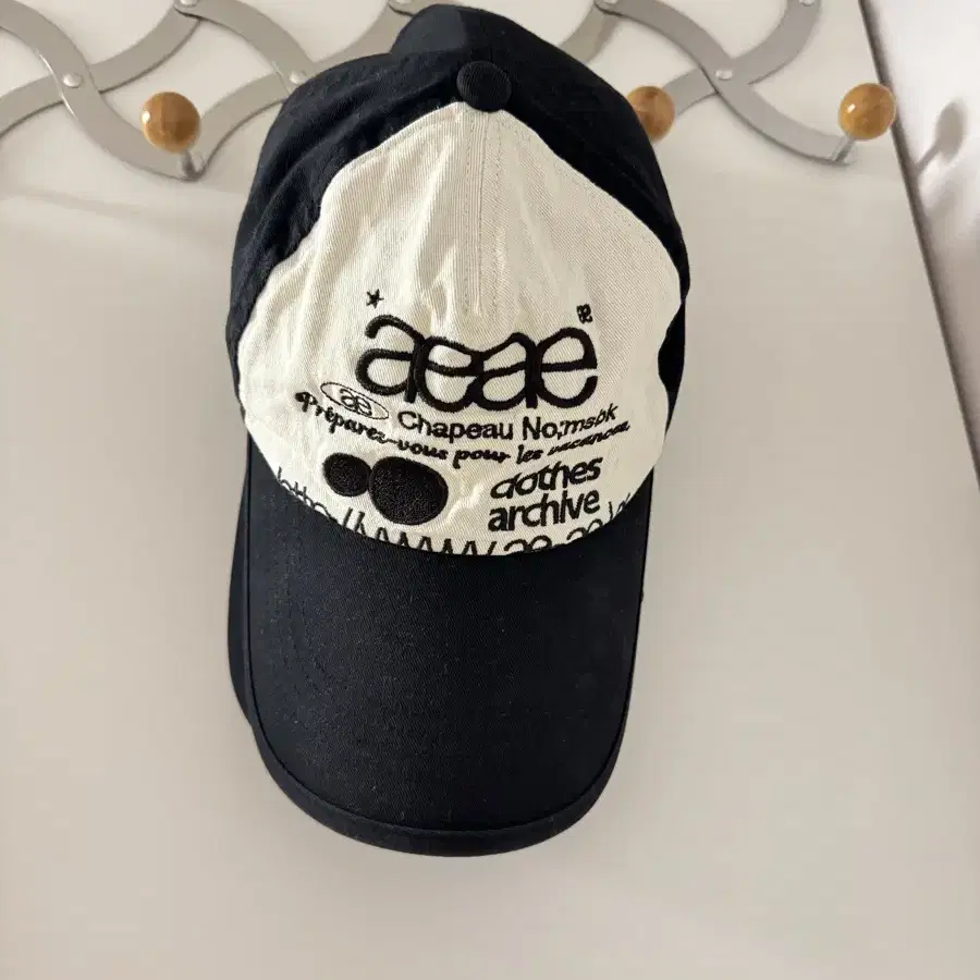 aeae 모자 WEB LOGO TWO TONE BALL CAP