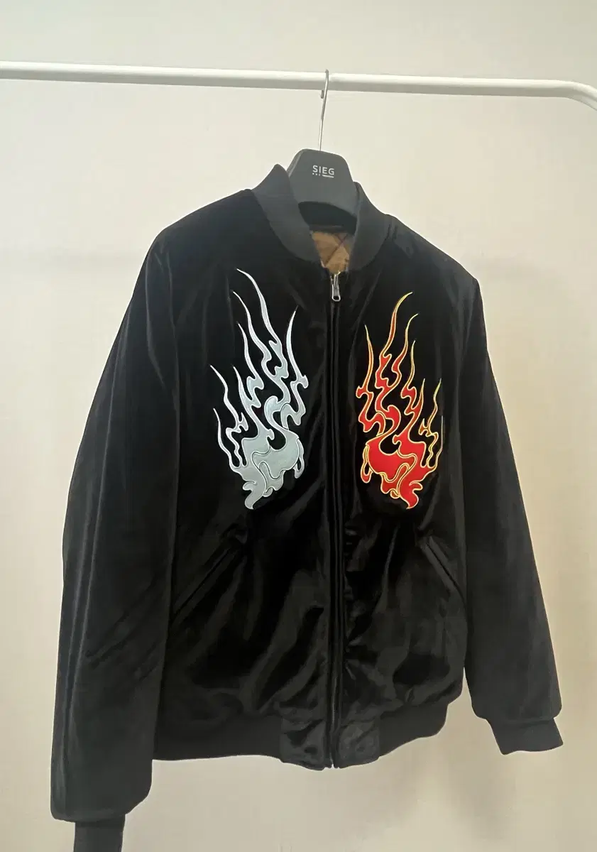 HUF DESTRUCTIVE SKAJYAN JACKET