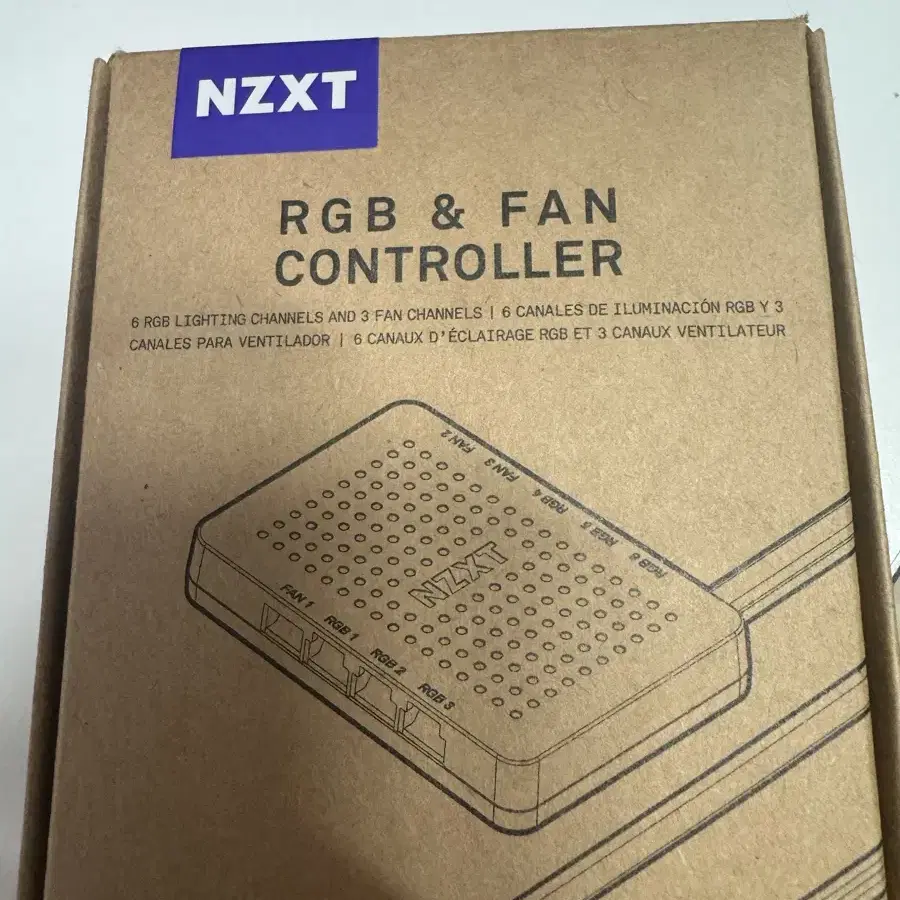 NZXT RGB&팬 컨트롤러 단순개봉