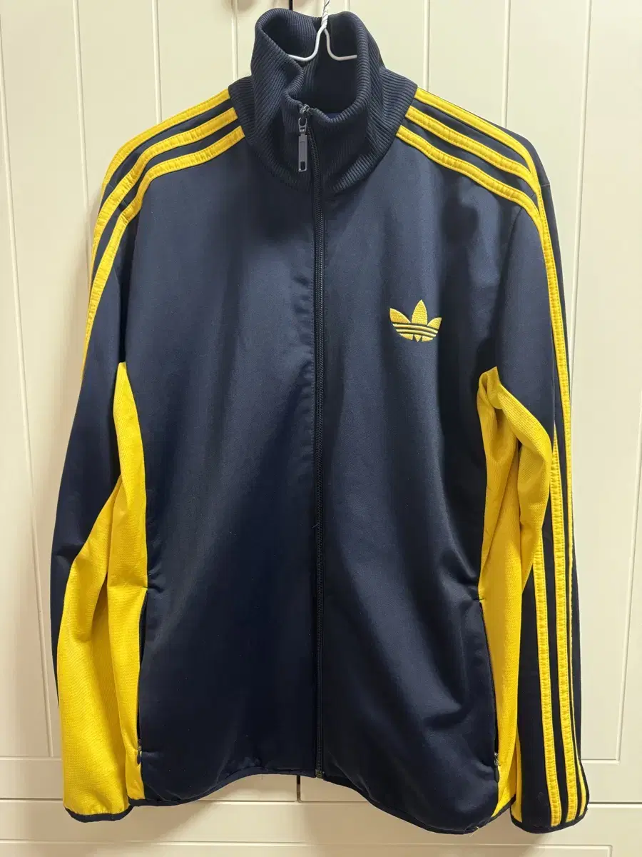 [110] Adidas Firebird Yellow Navy Jersey Zip-up