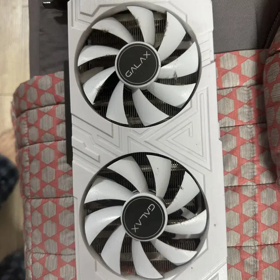 GALAX GTX 1660 Super EX White 판매합니다