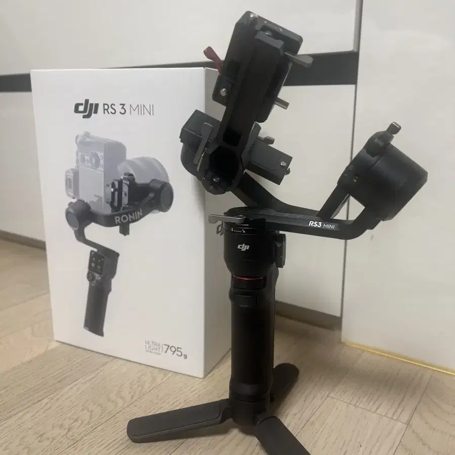 Dji rs3 mini 짐벌 (사실상 새상품)