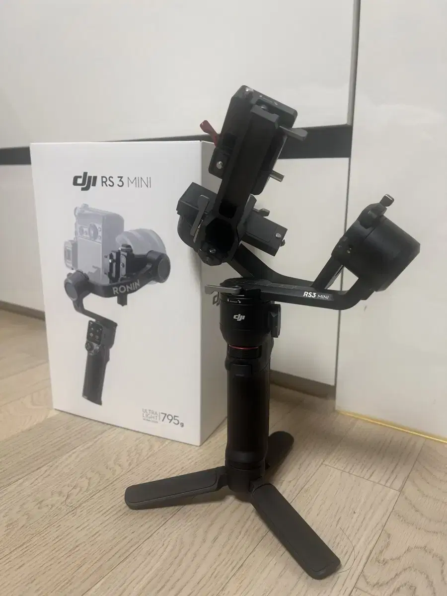 Dji rs3 mini 짐벌 (사실상 새상품)