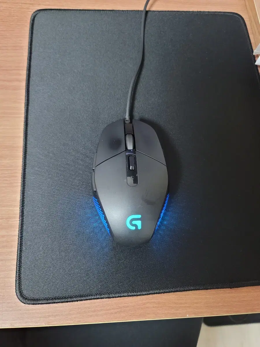 로지텍 G302 유선 게이밍 마우스 저소음 개조품