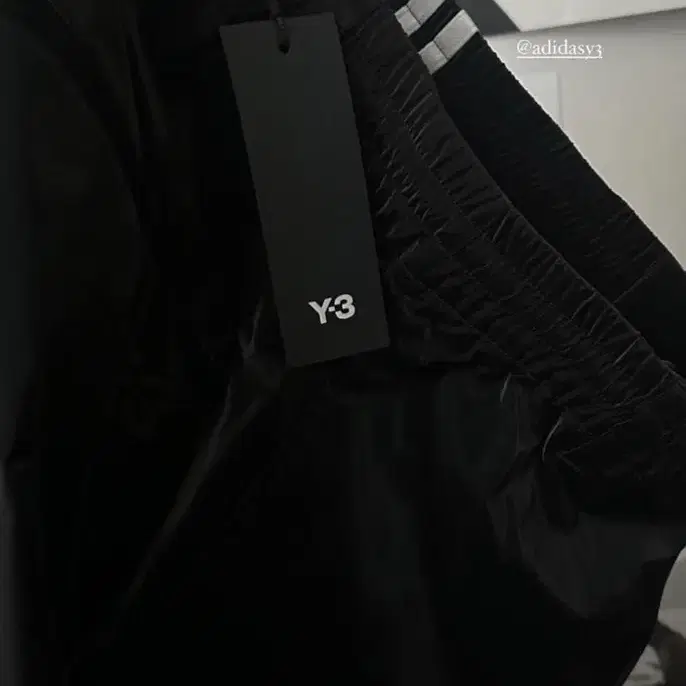 Y-3 트리플 쇼츠 (m)