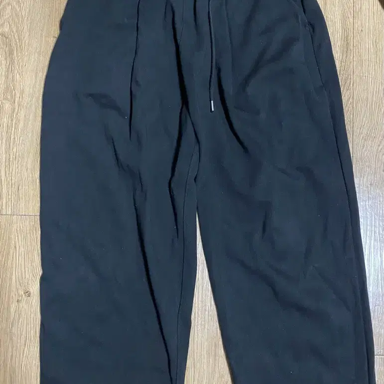 제로 트레이닝 조거 팬츠 Deep One Tuck Sweat Pants