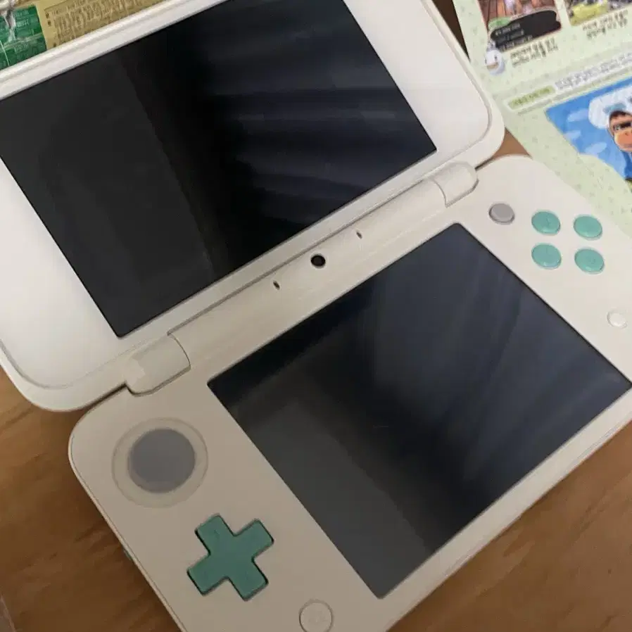 닌텐도 2ds XL 동물의숲 에디션