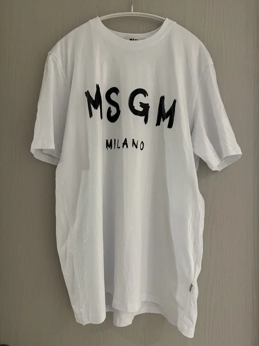 [한번착용] MSGM 반팔티 L사이즈