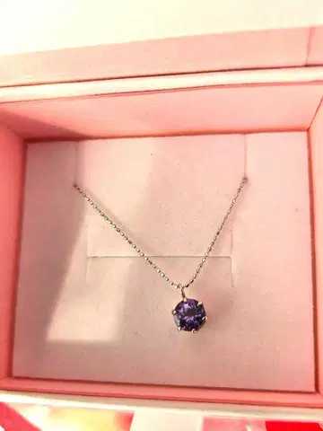 플래티넘 탄자나이트 펜던트 목걸이