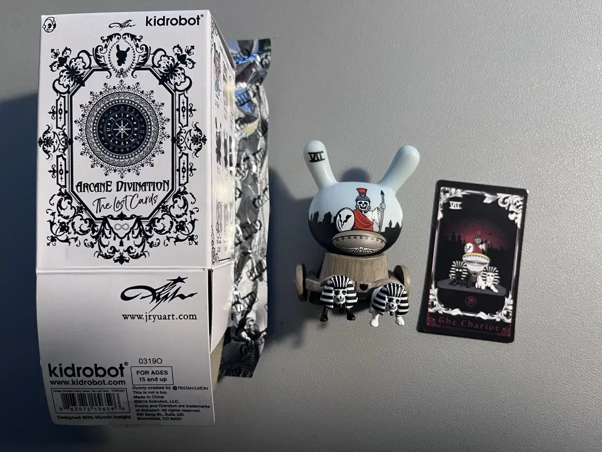 키드로봇 아케인 더니 시리즈2 the chariot (kidrobot)