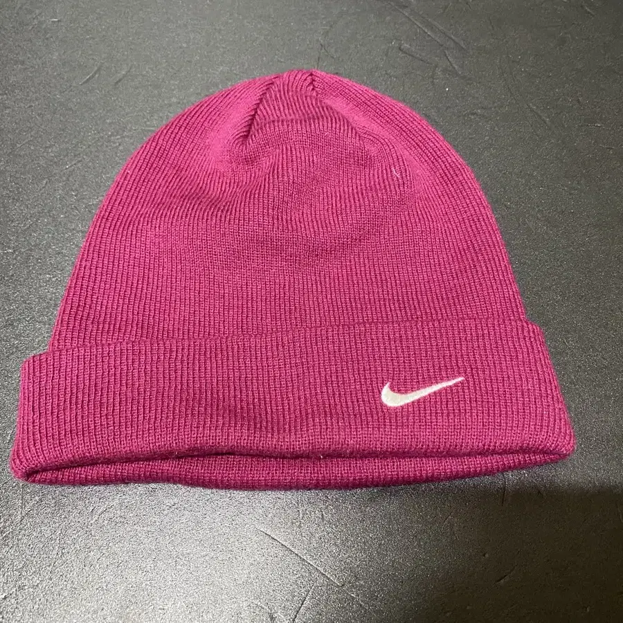 Nike vintage beanie-1