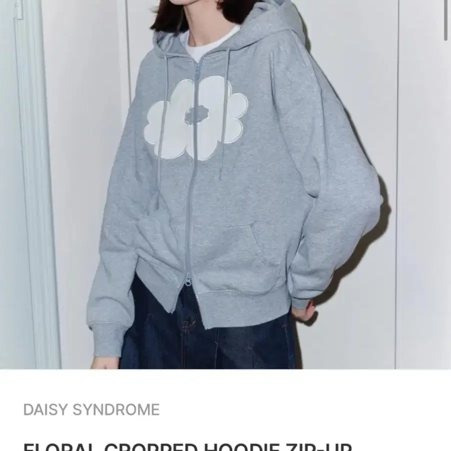 데이지신드롬 후드집업 그레이 FLORAL CROPPED HOODIE ZI