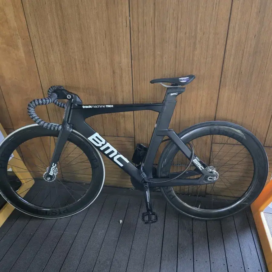 BMC TR01 대차