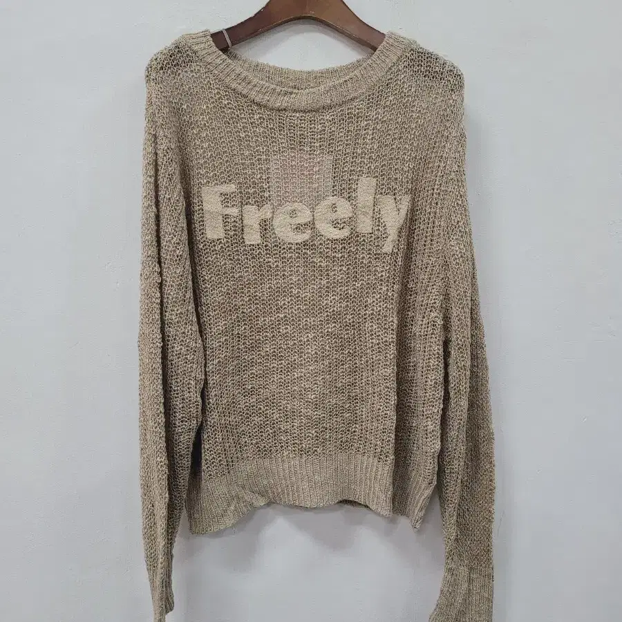 새상품) Freely 시스루 니트