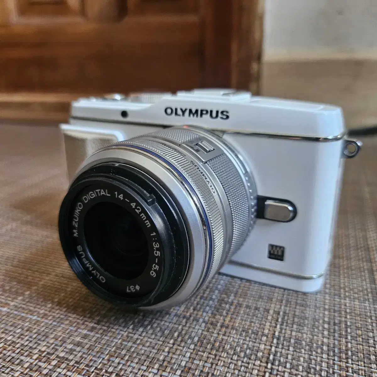 Olympus E-P3 번들렌즈킷ii  정품