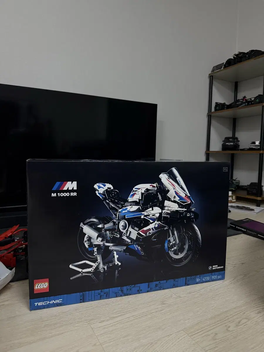 레고 테크닉 BMW M 1000 RR