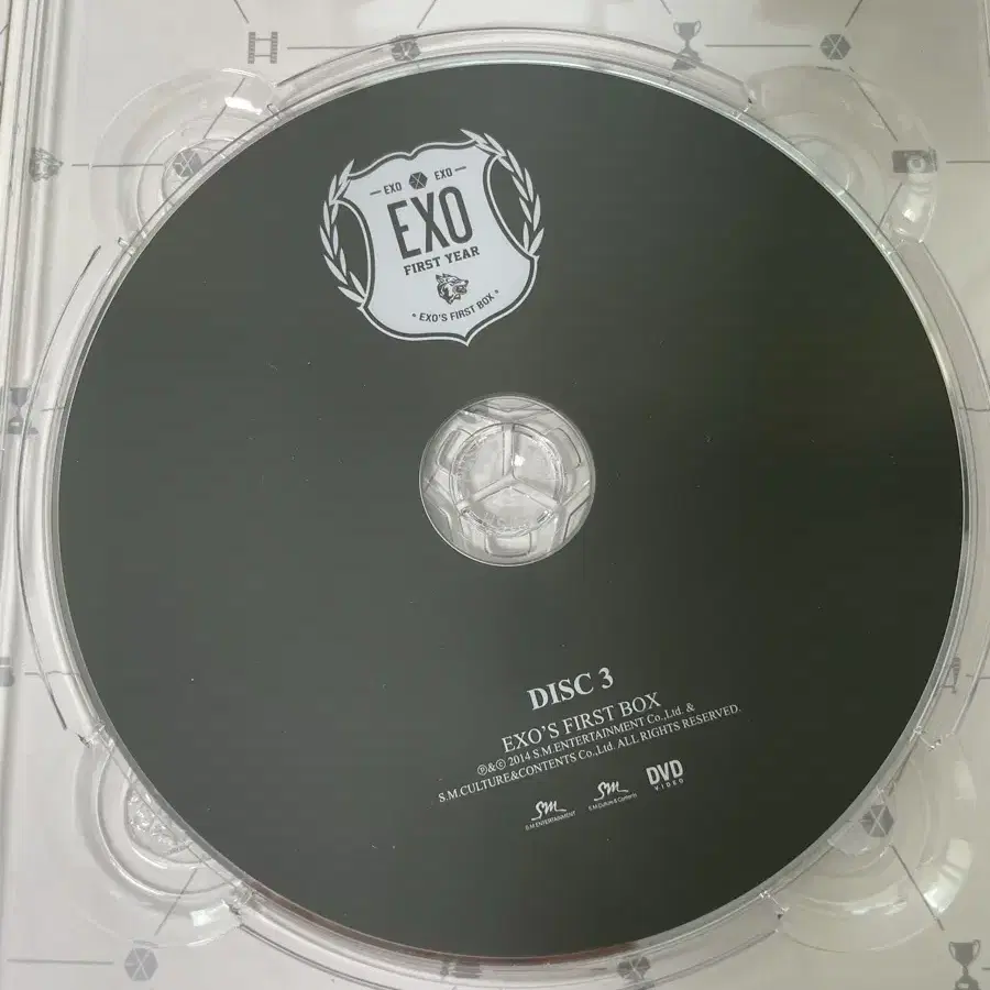 엑소 1주년 dvd 이어폰 줄감개