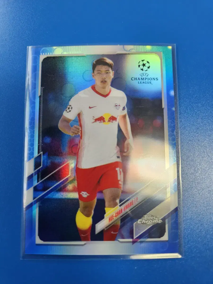 축구)황희찬 2020 Topps Chrome 블루 버블 리플렉터