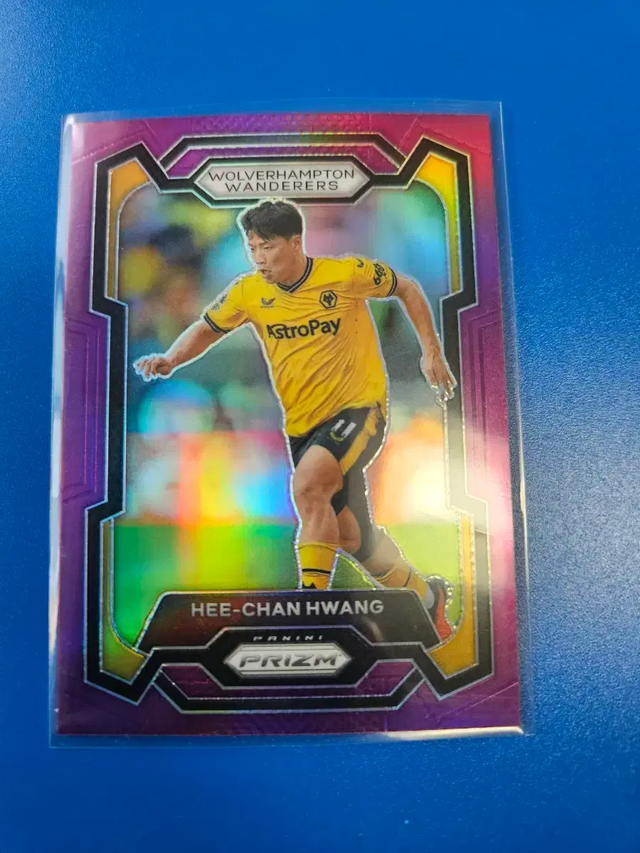 축구)황희찬 2023 Panini 퍼플 프리즘 카드