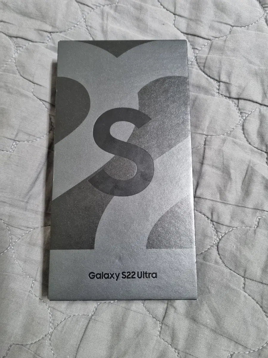 SSS급) 갤럭시 S22 울트라 ULTRA 256GB 풀박스 팝니다