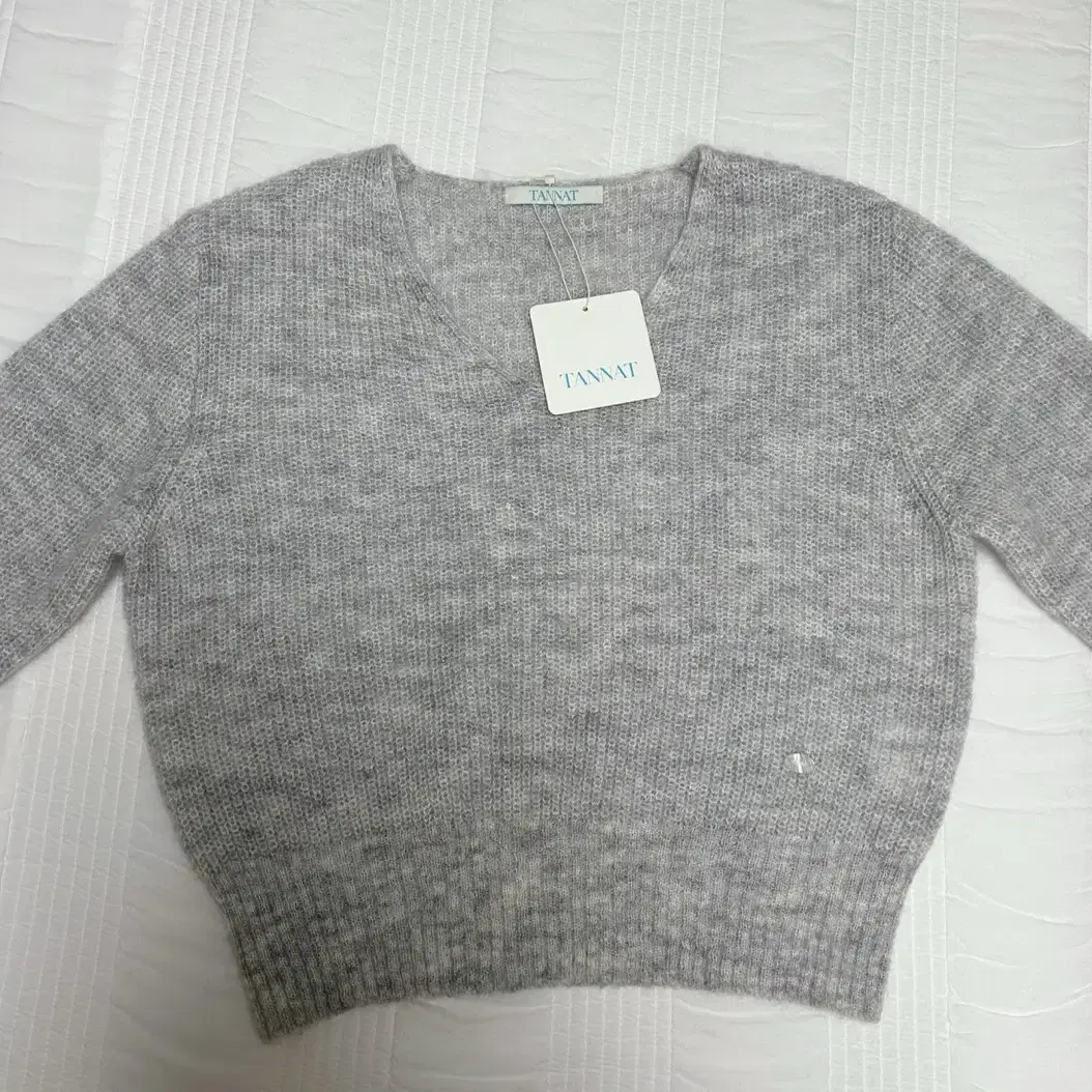 타낫 v-neck kidmohair 키드모헤어 니트 gray 택0 실사0