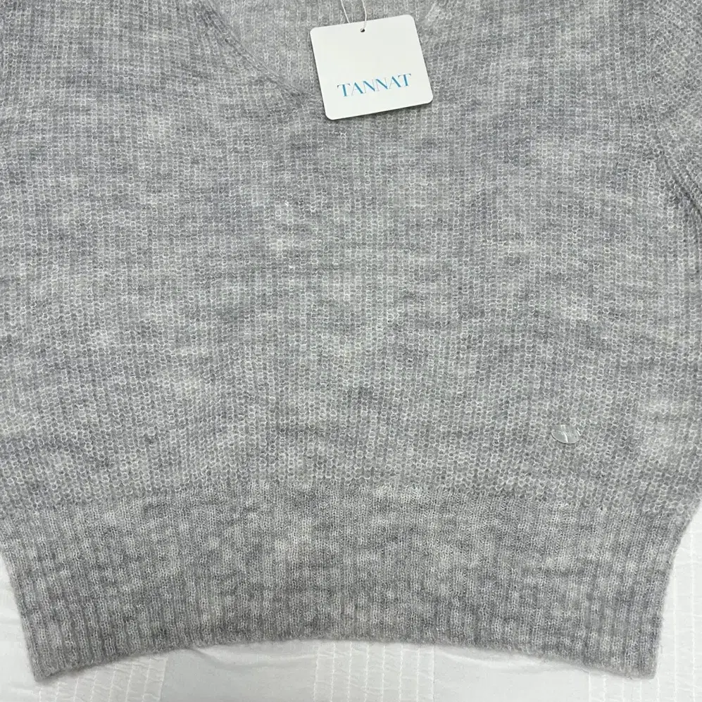 타낫 v-neck kidmohair 키드모헤어 니트 gray 택0 실사0