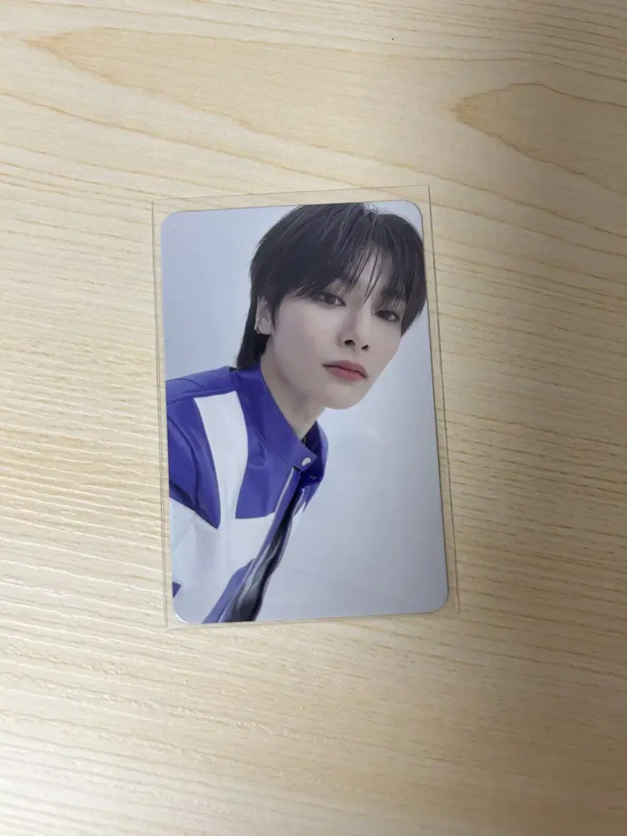 i.n, SKZ, special photocard