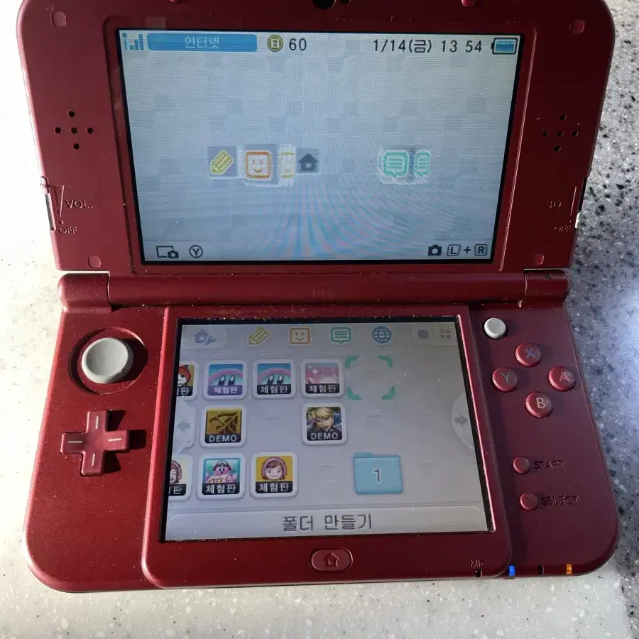 닌텐도 new 3ds XL 레드 ( 오메가루비, 튀동숲 포함 )