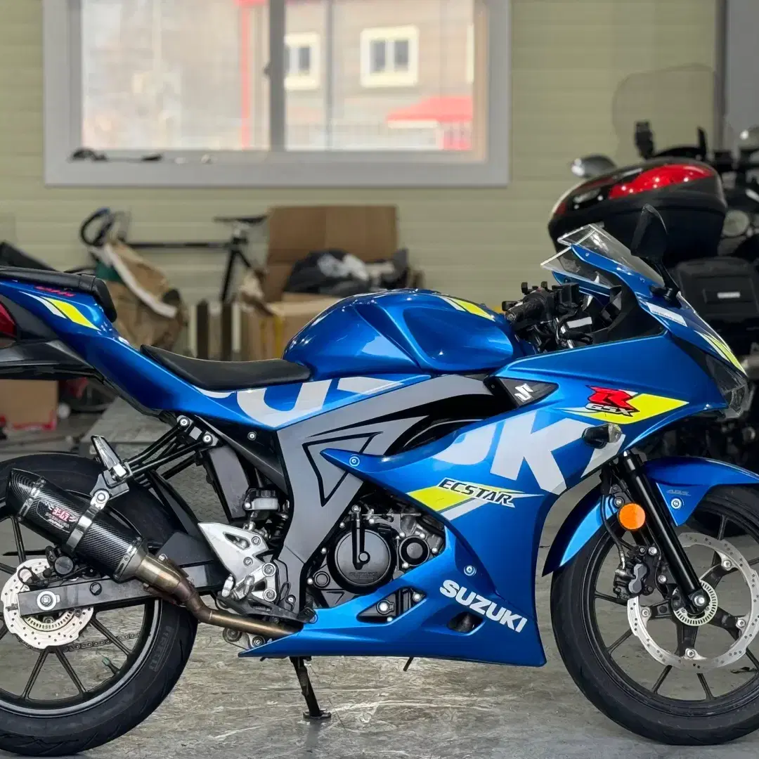 스즈키 gsxr125 2019년 / 요시무라 / 컨디션 좋은차 판매합니다