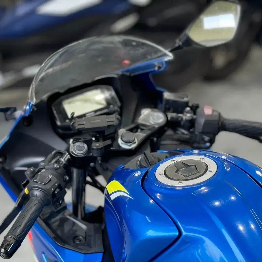 스즈키 gsxr125 2019년 / 요시무라 / 컨디션 좋은차 판매합니다