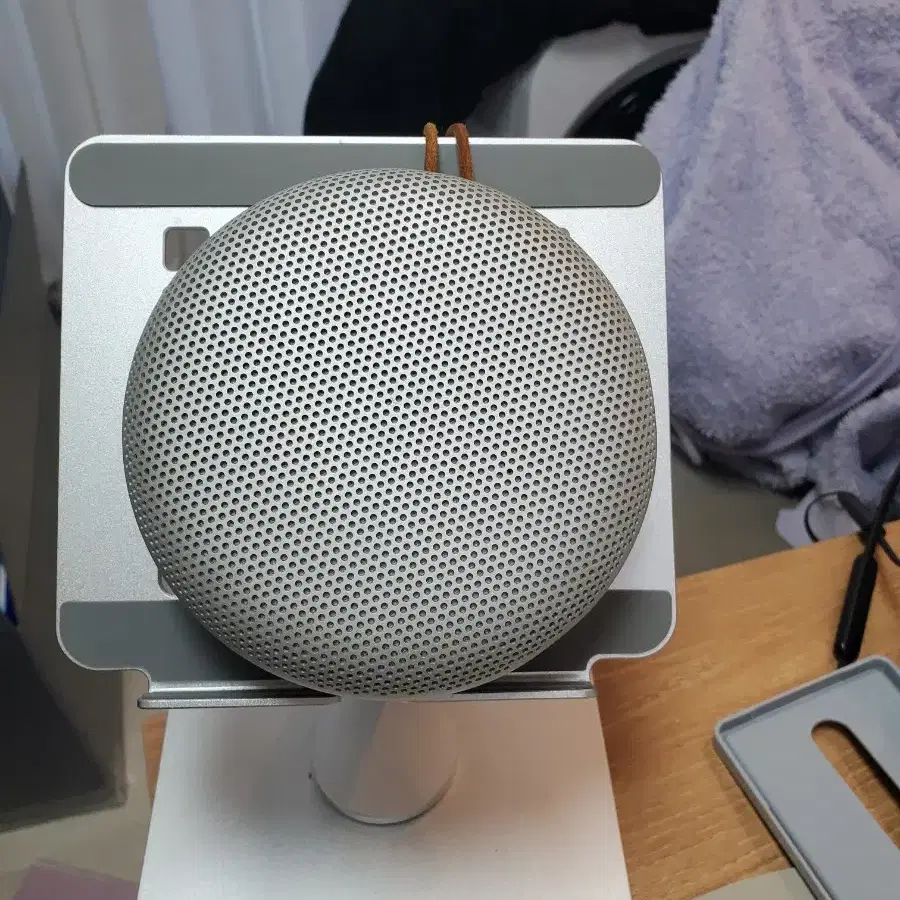 뱅앤올룹슨 Beoplay A1