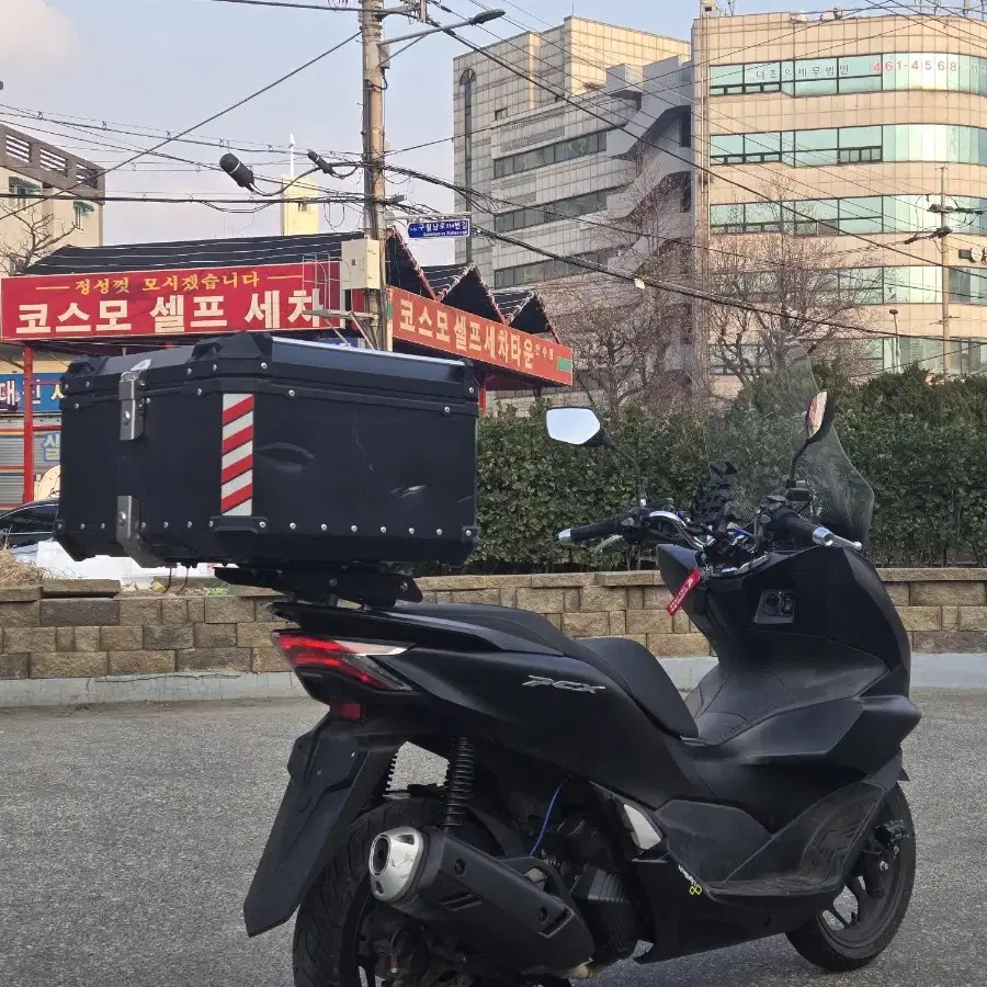 pcx125 / 23년형 / 1만Km / 알탑.안개등 셋팅 팝니다