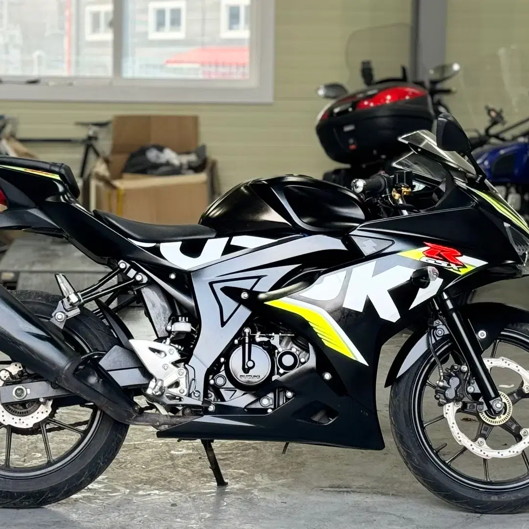 스즈키 gsxr125 2018년 / 2만키로수 / 저렴히 판매합니다