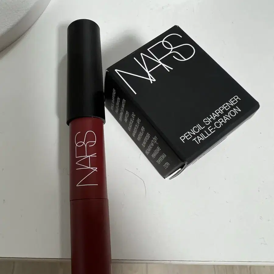 백화점상품 크루엘라 컬러 나스 파워매트 하이 인텐시티 립펜슬 NARS