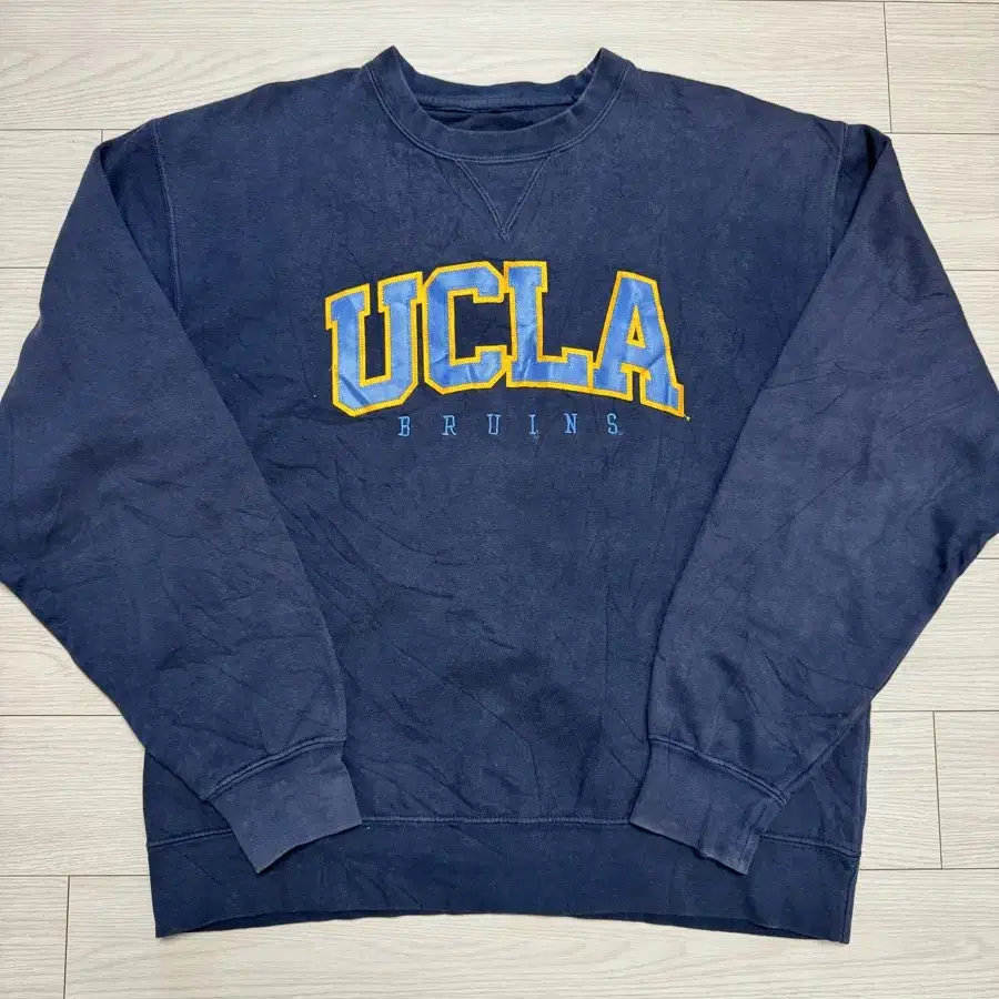 Gear ucla 스웻 맨투맨