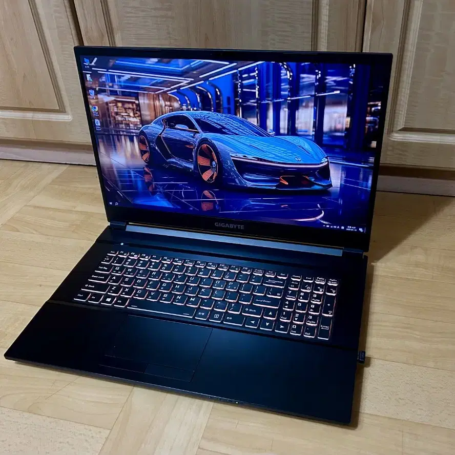 기가바이트 G7 17인치, 3060, i7-10870H 게이밍노트북