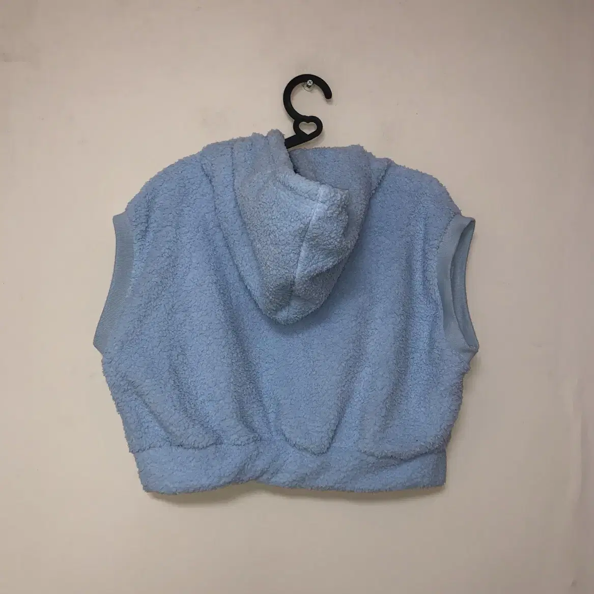 Vintage London sky crop hood