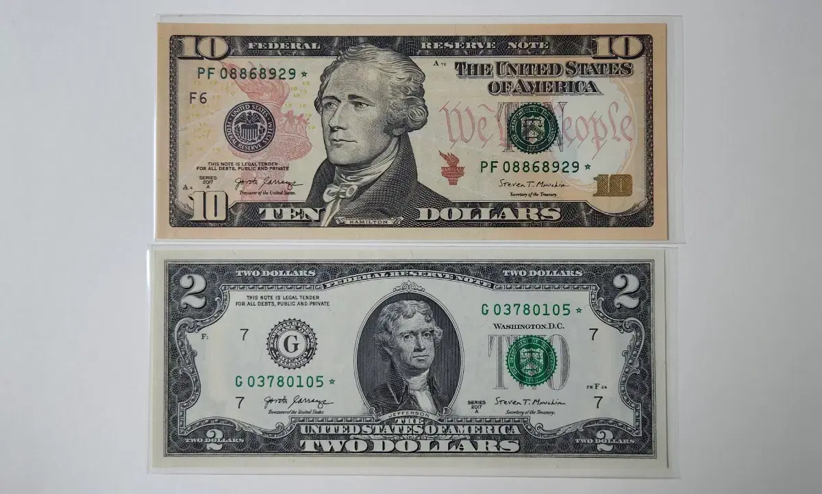 United States 2017 10-dollar and 2-dollar Star Notes (2 notes in bulk)