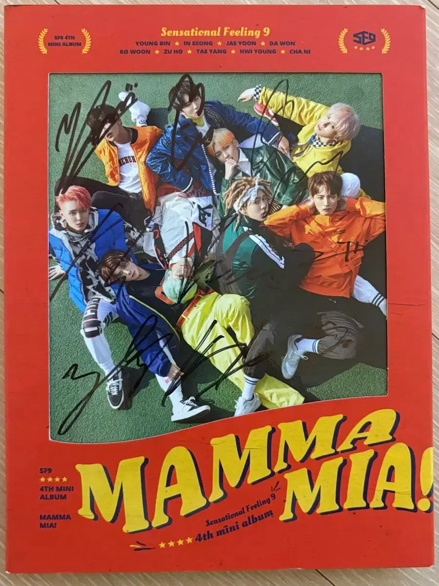 SF9 signed album