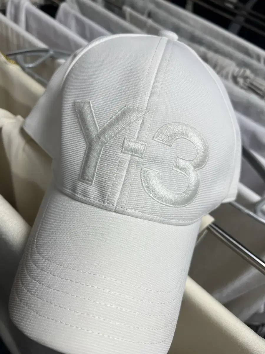 Y3볼캡